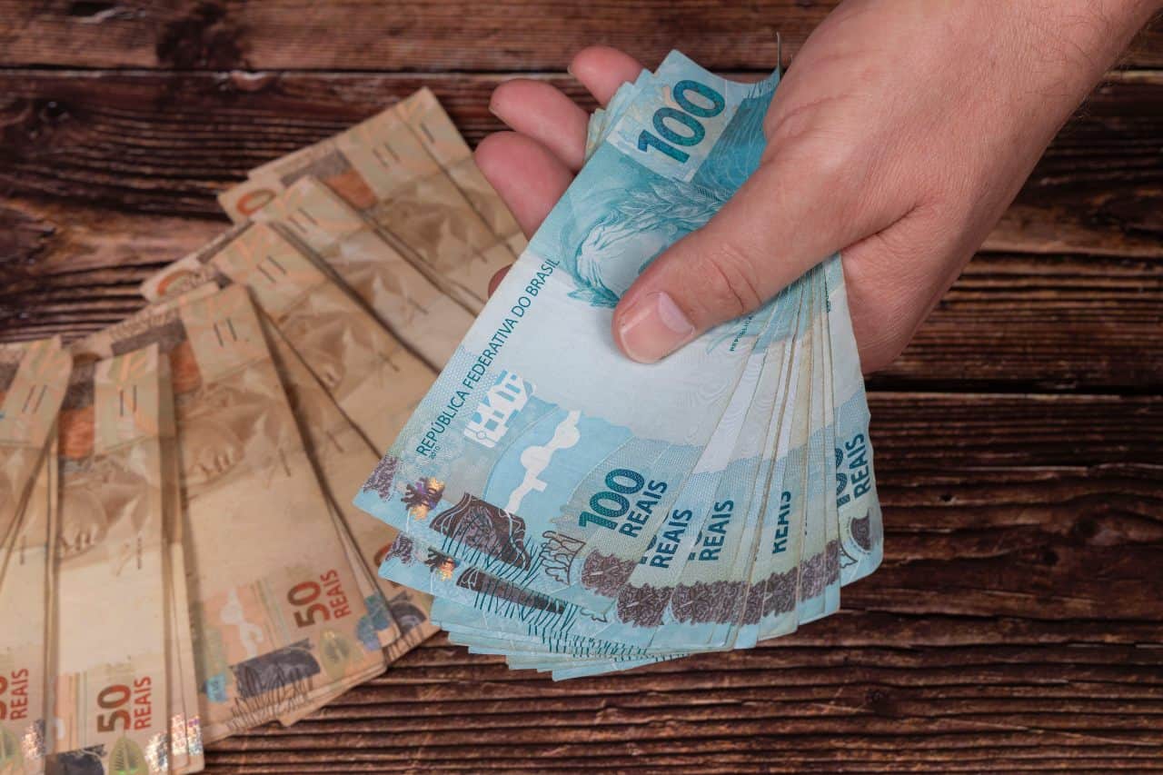 A Especialista em Crédito e Financiamento que Está Facilitando o Acesso ao Sonho da Casa Própria e do Empréstimo Consciente